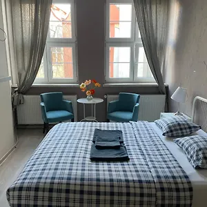 Kolysanka Private In Old Town , Poznań Polska